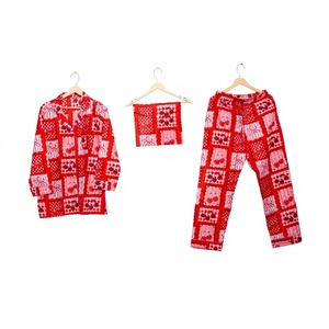 Conjunto de Pijama de Algodón Elegante con Estampado Floral para Mujer, Manga Larga, Suave y Transpirable, para Dormir en Casa y Viajar - Product Image 1