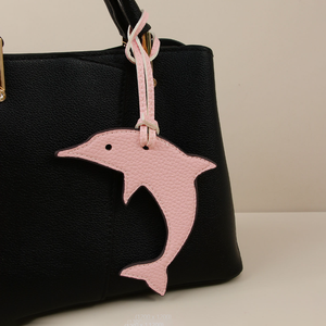 Portachiavi a Forma di Delfino, Accessori Eleganti per Donne, Charm in Pelle PU per Borse - Product Image 3