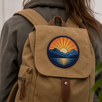 Écussons brodés en chenille 3D avec logo personnalisé, lettres anglaises en PVC, motif soleil levant, montagnes, eau, soleil éclatant, couverture complète, badge thermocollant