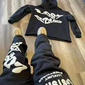 Custom Manufacturer Distressed Embroidery Applique Boxy Cropped Hoodie Custom Men Tracksuit Flared Sweatpants And Hoodie Sets