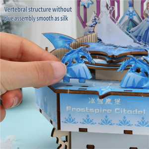Nouveauté transfrontalière : Ensemble de blocs de construction DIY pour boîte à musique artisanale Château de glace Rêve de la ville, modèle d'assemblage pour anniversaire et ornement - Product Image 4
