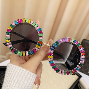 Rhinestone <b>Round</b> <b>Frame</b> <b>Sunglasses</b> UV400 Metal <b>Frame</b> Women's Party Street Style - Product Image 2
