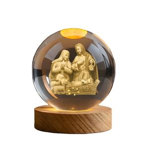 Lampe de nuit en cristal de qualité supérieure, vente en gros d'usine, boule de verre gravée au laser 3D, décoration de bureau et de maison, veilleuse avec base en <span class=keywords><strong>bois</strong></span> LED - Product Image 1
