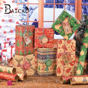 Giấy gói giáng sinh theo phong cách mới: giấy kraft cổ điển với các mẫu cây thông giáng sinh, bông tuyết và người tuyết - Product Image 1