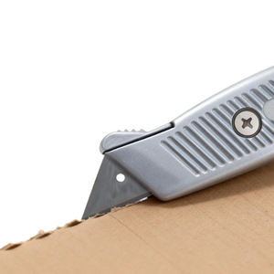 Couteau utilitaire robuste de haute qualité personnalisé OEM, lame en acier au carbone, couteaux de <span class=keywords><strong>couvreur</strong></span> adaptés pour couper les tapis de sol - Product Image 3