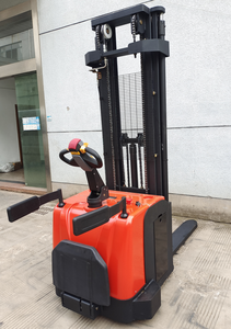 Apilador Eléctrico Portátil Everlift, Capacidad de 1.5 Toneladas y 2 Toneladas, Operación Automática, Certificado CE, Logística de Almacén y Fábrica - Product Image 5