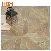 Dalles de parquet en bois artisanales avec motifs en marqueterie de chêne, installation par clips, design moderne pour chambre à coucher