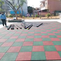 Revêtement de sol extérieur en caoutchouc 50*50cm Epdm