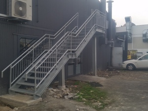 חיצוני מתכת בטיחות חיצוני מדרגות עיצוב מגולוון פלדת מדרגות - Product Image 5