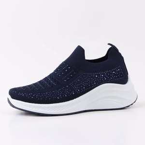 Nueva venta al por mayor de alta calidad transpirable estilo para caminar cuña Slip-on <span class=keywords><strong>zapatillas</strong></span> de deporte Zapatos casuales mujeres zapatos gruesos zapatos de estilo para caminar - Product Image 3