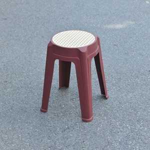 Tabouret rond empilable en gros avec siège en plastique, simple et durable pour les événements et les repas - Product Image 6