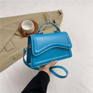 Nuevo Diseño de Bolso de Mujer, Bolso de Mano Informal a la Moda, Bolso Cuadrado Pequeño y Sencillo, Bolso de Hombro - Product Image 4