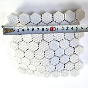 Carrelage hexagonal en <span class=keywords><strong>céramique</strong></span> d'alumine de qualité industrielle résistant à l'usure 92% alumine / 95% Al2O3 - Product Image 4