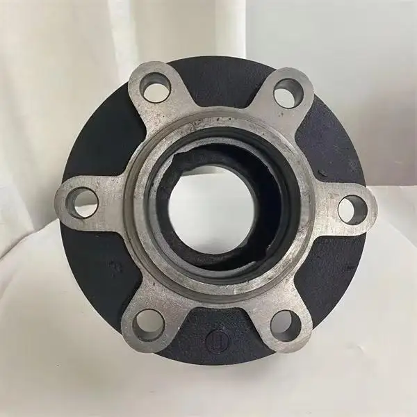 Isuzu NPR/NQR Rear Wheel Hub - 8970813232 - Durable & Reliable