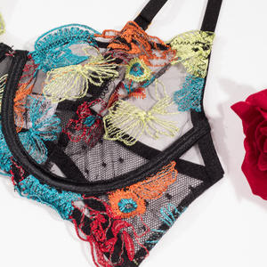 RUIYI Heavy Craft Broderie Noir Sexy Sous-Vêtements Ensemble Femmes Soutien-Gorge String Ensembles Avec <span class=keywords><strong>Porte</strong></span>-jarretelles Trois Pièces Lingerie Ensembles - Product Image 5