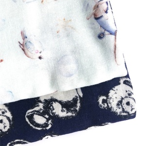 KuangHeng Offre Spéciale haute Qualité Mousseline Tissus Imprimés En 100% <span class=keywords><strong>coton</strong></span> <span class=keywords><strong>Double</strong></span> <span class=keywords><strong>Gaze</strong></span> Serviette <span class=keywords><strong>De</strong></span> Bain Bébé Vêtements <span class=keywords><strong>De</strong></span> Nuit Bavoir Textile Par <span class=keywords><strong>mètre</strong></span> - Product Image 4