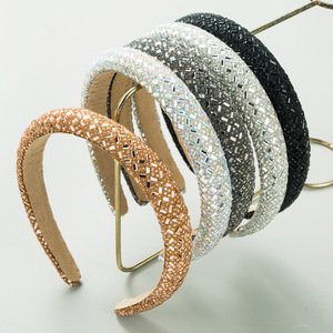 Fasce per capelli all'ingrosso <span class=keywords><strong>di</strong></span> design con strass e bordi semplici e raffinati - Product Image 1