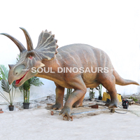 Modèles animatroniques de Triceratops mécaniques électroniques avec mouvements de balancement intégral pour parcs d'attractions, espaces extérieurs et musées