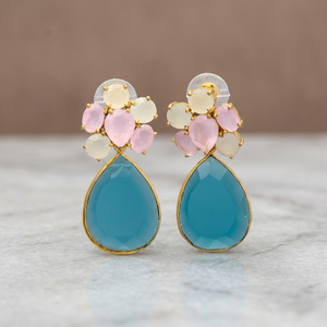 Boucles d'oreilles en forme de goutte d'eau plaquées or rose bleu et rose scintillant avec pierres en zircon, matériau en laiton, style ethnique pour enfants - Product Image 3