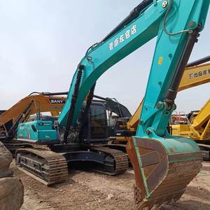 Excavatrice sur chenilles d'occasion KOBELCO SK350D 35 tonnes, efficace, avec moteur Kawasaki pour pompe et moteur Cat, incluant boîte de vitesses, engrenages et roulements - Product Image 5
