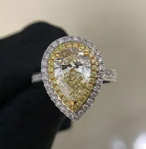 고품질 보석 18K 금 배 모양 다이아몬드 반지는 생생한 노란 Moissanite 반지를 주문을 받아서 만들 수 있습니다
