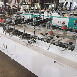 Máquina automática <span class=keywords><strong>de</strong></span> sellado <span class=keywords><strong>central</strong></span> e inferior <span class=keywords><strong>de</strong></span> bolsas <span class=keywords><strong>de</strong></span> agua <span class=keywords><strong>de</strong></span> plástico Máquina para fabricar bolsas <span class=keywords><strong>de</strong></span> plástico <span class=keywords><strong>de</strong></span> papel recubierto <span class=keywords><strong>de</strong></span> PE - Product Image 4