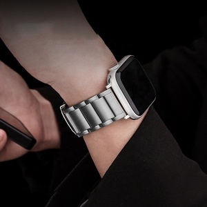 <span class=keywords><strong>Bracelet</strong></span> en <span class=keywords><strong>titane</strong></span> pour <span class=keywords><strong>Apple</strong></span> <span class=keywords><strong>Watch</strong></span> <span class=keywords><strong>Ultra</strong></span> 2, 49 mm, avec fermoir à double bouton pour bracelets IWatch S9 - Product Image 4