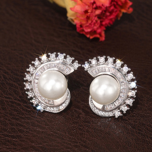 Pendientes de Perlas Geométricas Brillantes para Mujer, Joyería Elegante para la Oreja, Moda de Noche - Product Image 4