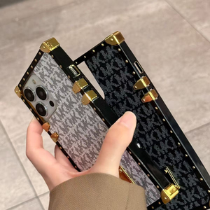 Top Design personalizzato antiurto <span class=keywords><strong>per</strong></span> Iphone 16 Pro Max custodia <span class=keywords><strong>per</strong></span> cellulare cellulare di lusso in pelle sintetica marche custodia <span class=keywords><strong>per</strong></span> telefono - Product Image 6