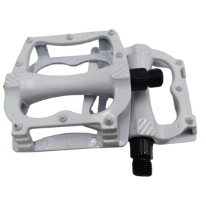 Pédales de vélo de montagne en aluminium, axe en acier blanc, pour vélos de montagne, ensemble de pédales métalliques en boîte - Product Image 1