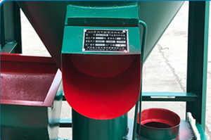 Mélangeur vertical électrique pour aliments de volaille et de bétail, <span class=keywords><strong>réservoir</strong></span> de mélange, broyeur, ligne de production de <span class=keywords><strong>granulés</strong></span>, capacité de 500 kg/h, 380V/220V - Product Image 4