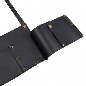 Chaise de camping de plage en cuir PU personnalisée avec poche pour téléphone portable et sac de rangement suspendu pour vêtements d'extérieur - Product Image 4