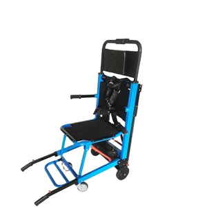 Vente flash, prix bas, fauteuils roulants électriques pliables en alliage <span class=keywords><strong>d</strong></span>'aluminium <span class=keywords><strong>pour</strong></span> <span class=keywords><strong>personnes</strong></span> <span class=keywords><strong>âgées</strong></span> et handicapées - Product Image 1