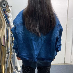 Jaket Denim wanita lengan penuh, mantel Denim longgar kasual mode Vintage lengan penuh pas badan biru denim wanita kualitas tinggi - Product Image 6