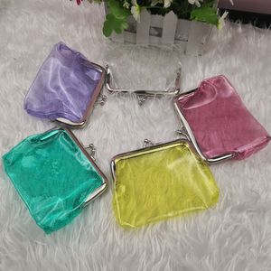 Großhandel Günstiger Preis Niedliche kleine klare Vinyl-Geldbörse Transparente PVC Lippenstift Kiss Lock Brieftasche 3-Zoll-Geschenkschlüssel Kopfhörer tasche - Product Image 4