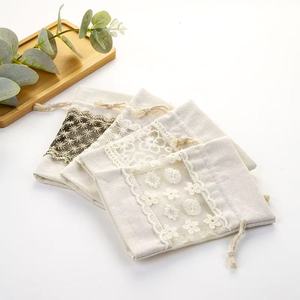 Grandi borse organiche in pizzo di <span class=keywords><strong>Organza</strong></span> di cotone morbido con <span class=keywords><strong>maniche</strong></span> a ventaglio nere con coulisse verde per gioielli e regali Logo personalizzato riciclabile - Product Image 1