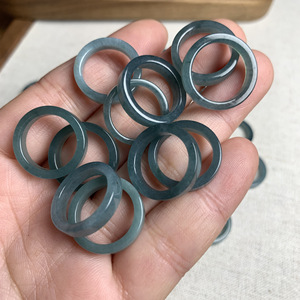 แหวนหยกน้ำสีฟ้าธรรมชาติ วงกลม สำหรับทำสร้อยข้อมือ สร้อยคอ สร้อยคอแบบโช<span class=keywords><strong>ค</strong></span>เกอร์ สายคล้อง<span class=keywords><strong>โทร</strong></span>ศัพท์ จี้ขนาดเล็ก - Product Image 1