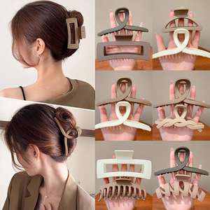 Jepit Rambut Akrilik Cokelat Buatan Tangan Model Pita Besar untuk Wanita Gaya Sporty Natural untuk Hari Valentine Model Terbaru 2026 - Product Image 4