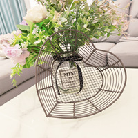 China fabriek levert direct metalen draad opbergmand hartvormige fruitmand snoepbak snackbak tafelblad organizer