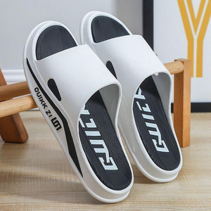 Chaussures d'été pour hommes : Tongs tendance à une bride, sandales de sport ouvertes et abordables pour hommes - Product Image 4