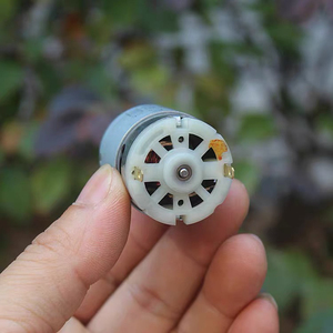 มอเตอร์ดีซีขนาดเล็ก 3.7V 10W แบบมีแปรงพร้อมเกลียวสำหรับเครื่องคั้นน้ำผลไม้ - Product Image 1