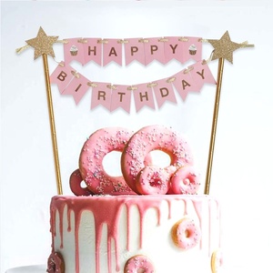 Decoración Ecológica para Pastel 'FELIZ CUMPLEAÑOS' con Pajitas Doradas y Estrellas/Corazones Brillantes para Bodas, Graduaciones y Navidad - Product Image 3