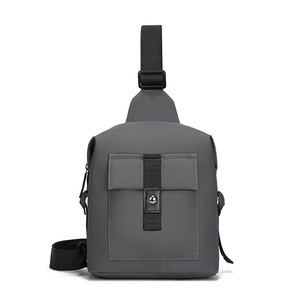 Mochila Táctica Ligera Impermeable para Exteriores, Bolsa Cuadrada Pequeña con Cierre, Unisex, para Uso Diario y Escolar, Forro de Poliéster - Product Image 1