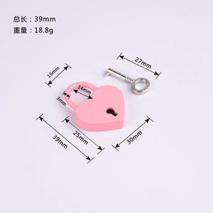 特注ギフト南京錠ピンクカラーメタルハート型ロック異なるサイズ小さなキー - Product Image 4