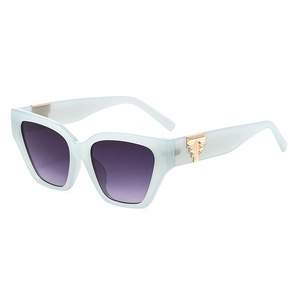 Jamie L0925 Sunglasses <b>Black</b> <b>Frame</b> UV400 Protection Unisex Outdoor Use - Product Image 4