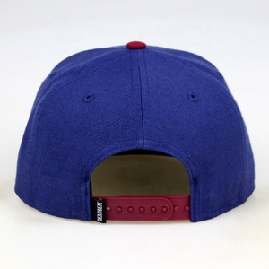 Werkseitige Lieferung von 2 Tone Snapback Hats Navy Blue Red Baumwoll kappe mit roter Krempe - Product Image 4
