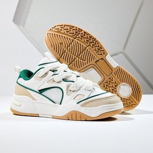 SMD personnalisé dernier produit fabriqué en Chine vente en gros de chaussures de sport à la mode pour hommes - Product Image 1