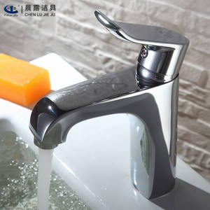 Grifo de lavabo moderno Chenlu Copper Emperor Duck Head de un solo orificio, montado en encimera, mezclador de agua fría y caliente - Product Image 3