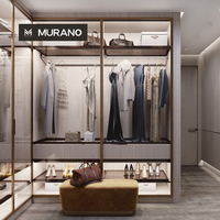 Italienischer Luxus-Einbauschrank mit Glastür und Mehrzonen-Stauraum für Großhandels-Wohnungsprojekte