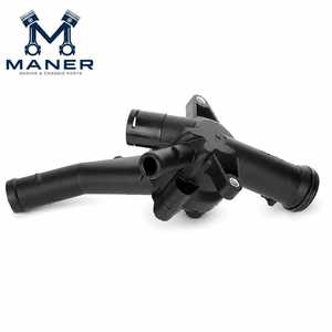 ชุดประกอบตัวเรือนเทอร์โมสตัทน้ำหล่อเย็นเครื่องยนต์ MANER รุ่น OE 07K121115C 07K121115B ใช้ได้กับรถยนต์ VW Beetle Jetta Golf Rabbit เครื่องยนต์ 2.5L 07K - Product Image 1